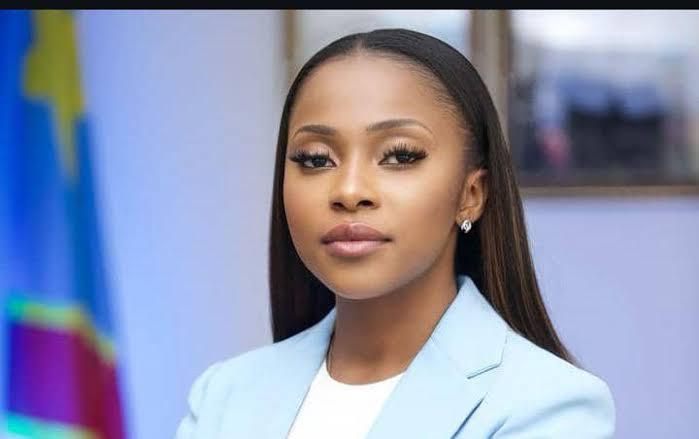 GRACE KUTINO AU COEUR DE LA JEUNESSE