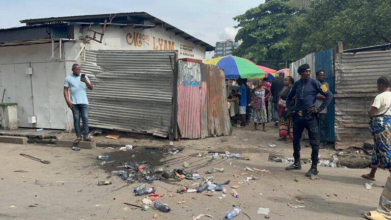 LA POLICE PROCÈDE À LA CHASSE DES VENDEURS DE RUE À L’UNISIC