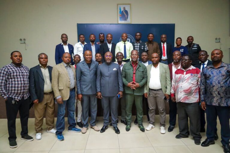 IDENTIFICATION DES MOTOCYCLISTES