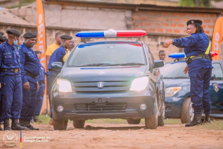 RDC : INTERDICTION DÉFINITIVE DES GYROPHARES, SIRÈNES ET ESCORTES AUX CIVILS